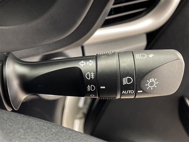 ◆商談ルームには「キッズスペース」を完備しています。ＤＶＤ、ブロック、絵本、おままごとセット。お子様連れでも、ゆっくりとお車をお選びいただけます！