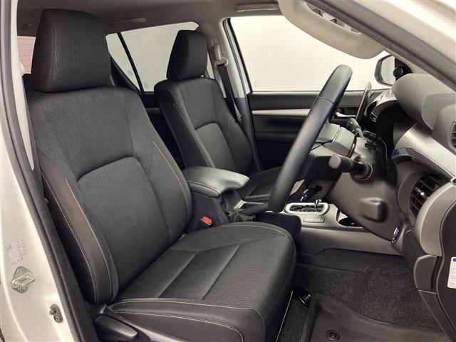 ◆商談ルームには「キッズスペース」を完備しています。ＤＶＤ、ブロック、絵本、おままごとセット。お子様連れでも、ゆっくりとお車をお選びいただけます！