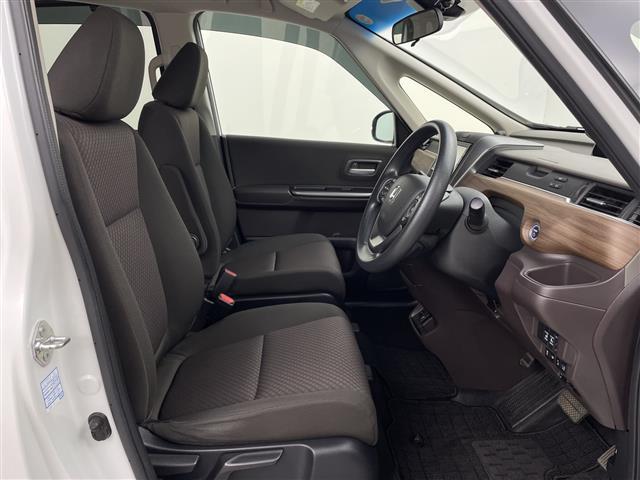 フリードハイブリッド ハイブリッド・Gホンダセンシング 純正ナビ(CD/BT)両側パワースライドドアホンダセンシングバックカメラオートクルーズコントロールLEDヘッドライトシートヒーターロールサンシェイドオートリトラミラースマートキー(20枚目)