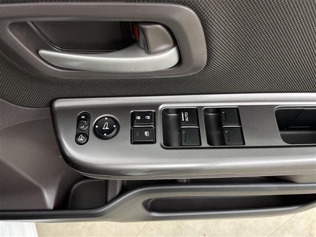 フリードハイブリッド ハイブリッド・Gホンダセンシング 純正ナビ(CD/BT)両側パワースライドドアホンダセンシングバックカメラオートクルーズコントロールLEDヘッドライトシートヒーターロールサンシェイドオートリトラミラースマートキー(22枚目)