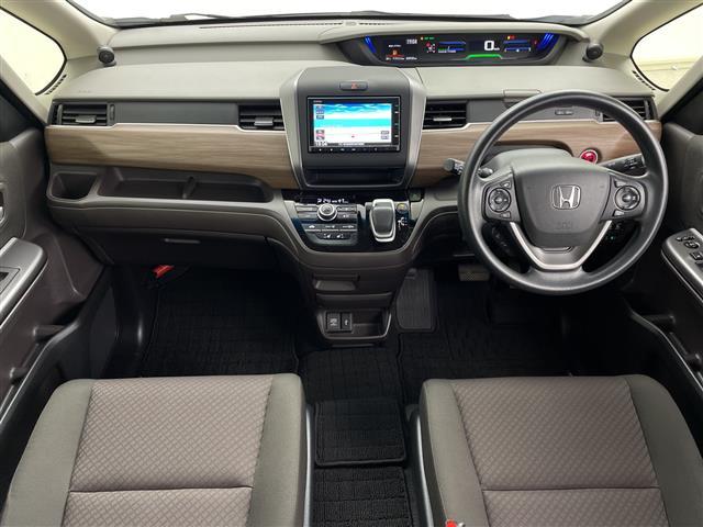 フリードハイブリッド ハイブリッド・Gホンダセンシング 純正ナビ(CD/BT)両側パワースライドドアホンダセンシングバックカメラオートクルーズコントロールLEDヘッドライトシートヒーターロールサンシェイドオートリトラミラースマートキー(42枚目)