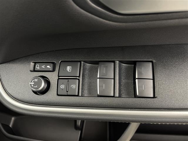 ノア ハイブリッドS-Z 純正ナビパノラマビューモニターシートヒーターCD/DVD/HDMI/フルセグテレビBSMオットマンレーダークルーズコントロールオートライトプリクラッシュセーフティETC2,0ハー(19枚目)