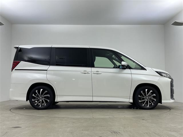 ノア ハイブリッドS-Z 純正ナビパノラマビューモニターシートヒーターCD/DVD/HDMI/フルセグテレビBSMオットマンレーダークルーズコントロールオートライトプリクラッシュセーフティETC2,0ハー(36枚目)