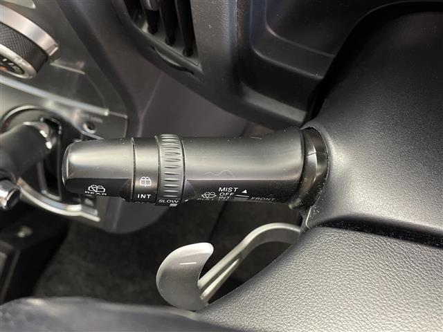 デリカＤ：５ Ｇ　パワーパッケージ　ワンオーナー　禁煙車　社外ナビ　フルセグ　Ｂｌｕｅｔｏｏｔｈ　バックカメラ　両側パワースライドドア　ビルドインＥＴＣ　パドルシフト　純正ドアバイザー　ＡＡＣ　純正アルミホイール　電動格納ミラー　４ＷＤ（7枚目）