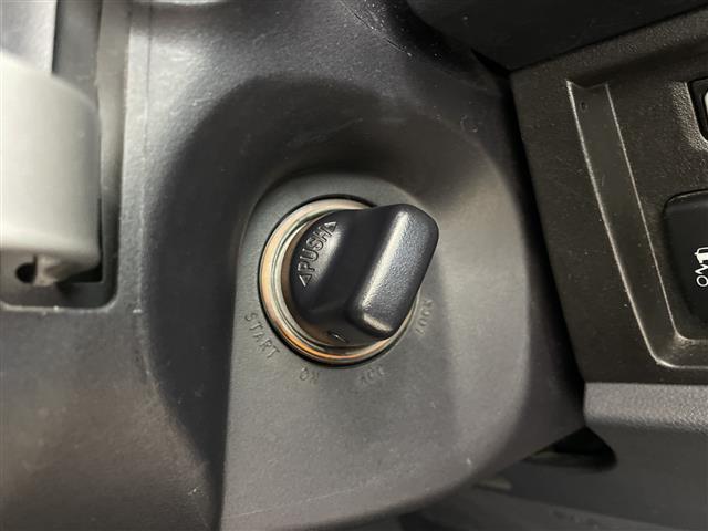 デリカＤ：５ Ｇ　パワーパッケージ　ワンオーナー　禁煙車　社外ナビ　フルセグ　Ｂｌｕｅｔｏｏｔｈ　バックカメラ　両側パワースライドドア　ビルドインＥＴＣ　パドルシフト　純正ドアバイザー　ＡＡＣ　純正アルミホイール　電動格納ミラー　４ＷＤ（12枚目）