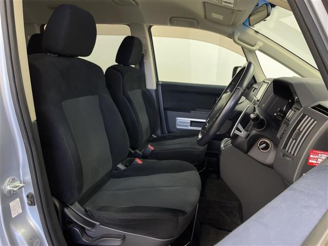 デリカＤ：５ Ｇ　パワーパッケージ　ワンオーナー　禁煙車　社外ナビ　フルセグ　Ｂｌｕｅｔｏｏｔｈ　バックカメラ　両側パワースライドドア　ビルドインＥＴＣ　パドルシフト　純正ドアバイザー　ＡＡＣ　純正アルミホイール　電動格納ミラー　４ＷＤ（27枚目）