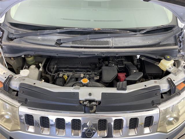 デリカＤ：５ Ｇ　パワーパッケージ　ワンオーナー　禁煙車　社外ナビ　フルセグ　Ｂｌｕｅｔｏｏｔｈ　バックカメラ　両側パワースライドドア　ビルドインＥＴＣ　パドルシフト　純正ドアバイザー　ＡＡＣ　純正アルミホイール　電動格納ミラー　４ＷＤ（40枚目）