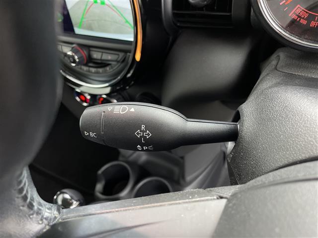 MINI クーパー 純正ナビゲーションシステムインテリジェントセーフティETCBluetoothスマートキーシステムアイドリングストップトノカバーオートライトLEDヘッドライト(4枚目)