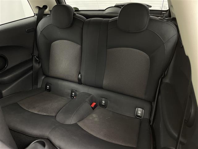 MINI クーパー 純正ナビゲーションシステムインテリジェントセーフティETCBluetoothスマートキーシステムアイドリングストップトノカバーオートライトLEDヘッドライト(7枚目)