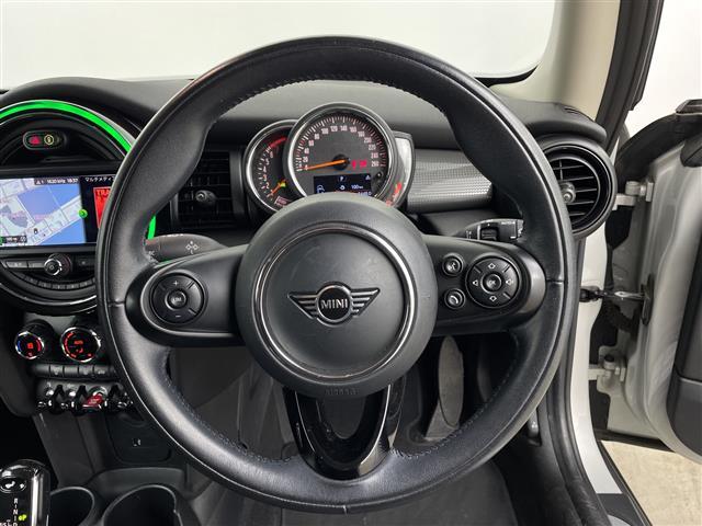 MINI クーパー 純正ナビゲーションシステムインテリジェントセーフティETCBluetoothスマートキーシステムアイドリングストップトノカバーオートライトLEDヘッドライト(19枚目)