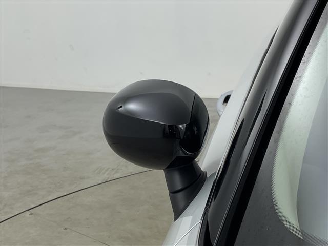 MINI クーパー 純正ナビゲーションシステムインテリジェントセーフティETCBluetoothスマートキーシステムアイドリングストップトノカバーオートライトLEDヘッドライト(32枚目)