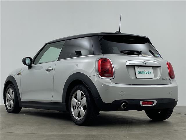 MINI クーパー 純正ナビゲーションシステムインテリジェントセーフティETCBluetoothスマートキーシステムアイドリングストップトノカバーオートライトLEDヘッドライト(39枚目)