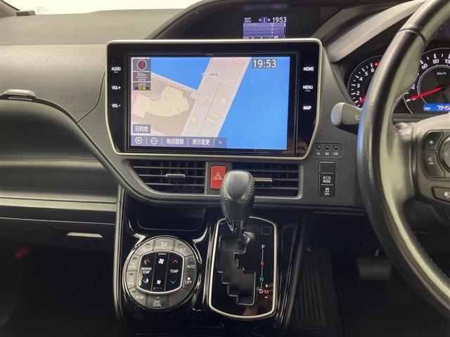 ノア Ｇ　純正ナビ　クルーズコントロール　片側パワースライドドア　ドラレコ付きデジタルインナーミラー　プリクラッシュセーフティ　レーンキープアシスト　シートヒーター　オートライト　シートバックテーブル　ＥＴＣ（5枚目）