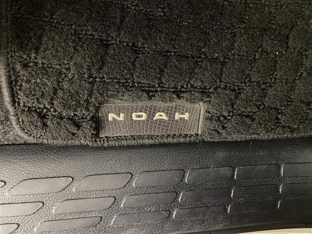ノア Ｇ　純正ナビ　クルーズコントロール　片側パワースライドドア　ドラレコ付きデジタルインナーミラー　プリクラッシュセーフティ　レーンキープアシスト　シートヒーター　オートライト　シートバックテーブル　ＥＴＣ（22枚目）