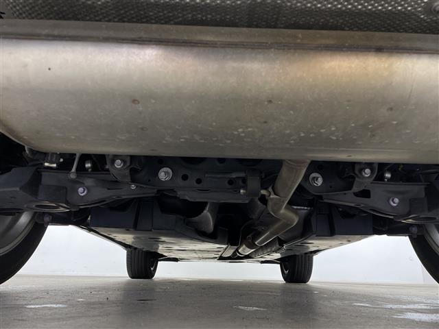 ハリアー Ｚ　レザーパッケージ　純正１２．３型ナビ　調光パノラマルーフ　ＪＢＬプレミアムサウンドシステム　セーフティセンス　プリクラッシュセーフティ　レーントレーシングアシスト　レーダークルーズコントロール　アダプティブハイビ―ム（41枚目）