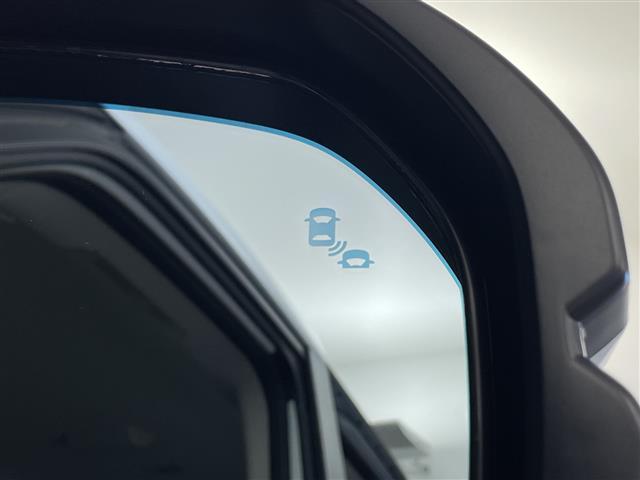 ステップワゴン ｅ：ＨＥＶエアー　ＥＸ　登録済未使用車　ホンダセンシング　純正１１．４型ナビ　パドルシフト　アダプティブクルーズコントロール　電動リアゲート　バックカメラ　両側パワースライドドア　オットマン　オートハイビーム　オートホールド（21枚目）