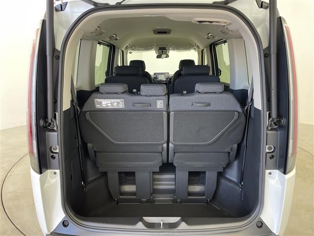 ステップワゴン ｅ：ＨＥＶエアー　ＥＸ　登録済未使用車　ホンダセンシング　純正１１．４型ナビ　パドルシフト　アダプティブクルーズコントロール　電動リアゲート　バックカメラ　両側パワースライドドア　オットマン　オートハイビーム　オートホールド（25枚目）