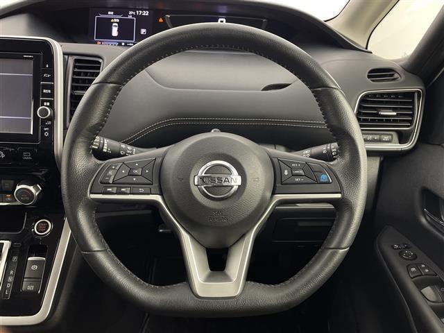 セレナ ハイウェイスター　純正９型ナビ　フリップダウンモニター　プロパイロット　アラウンドビューモニター　両側パワースライドドア　エマージェンシーブレーキ　デジタルインナーミラー　ドライブレコーダー　ビルトインＥＴＣ　ステリモ（5枚目）