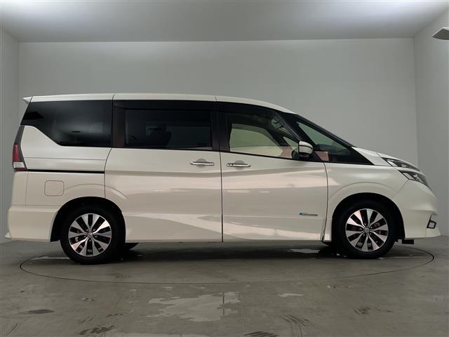 セレナ ハイウェイスター　純正９型ナビ　フリップダウンモニター　プロパイロット　アラウンドビューモニター　両側パワースライドドア　エマージェンシーブレーキ　デジタルインナーミラー　ドライブレコーダー　ビルトインＥＴＣ　ステリモ（34枚目）