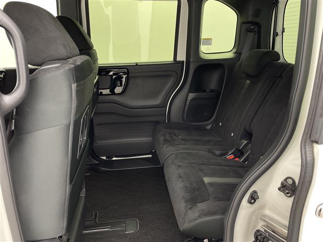 Ｎ－ＢＯＸカスタム ＥＸ　純正ナビ／フルセグＴＶ／ＣＤ／ＤＶＤ／ＦＭ・ＡＭ／両側パワスラ／衝突軽減ブレーキ／レーンアシスト／ドラレコ／クルコン／チップアップシート／純正フロアマット／ドアバイザー／前席シートヒーター／ＬＥＤ（23枚目）