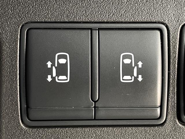 セレナ ハイウェイスター　Ｖセレ＋セーフティ　ＳＨＶ　Ａセフ　純正ナビ　Ｂｌｕｅｔｏｏｔｈ　フルセグＴＶ　クルーズコントロール　バックカメラ　全方位カメラ　ウォークスルー　両側パワースライドドア　純正１６インチアルミホイール　前後コーナーセンサー（4枚目）