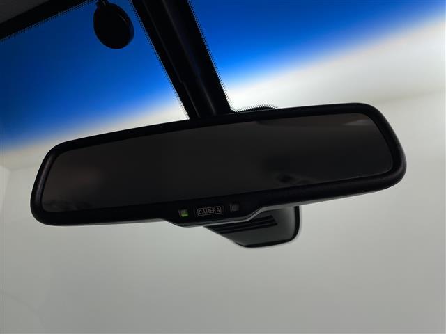 セレナ ハイウェイスター　Ｖセレ＋セーフティ　ＳＨＶ　Ａセフ　純正ナビ　Ｂｌｕｅｔｏｏｔｈ　フルセグＴＶ　クルーズコントロール　バックカメラ　全方位カメラ　ウォークスルー　両側パワースライドドア　純正１６インチアルミホイール　前後コーナーセンサー（17枚目）