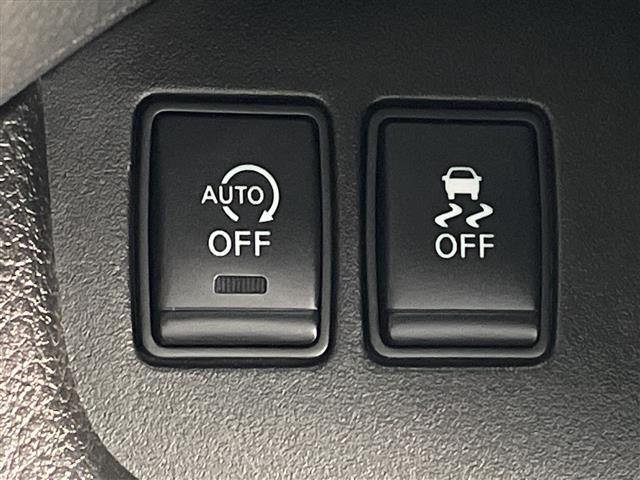 セレナ ハイウェイスター　Ｖセレ＋セーフティ　ＳＨＶ　Ａセフ　純正ナビ　Ｂｌｕｅｔｏｏｔｈ　フルセグＴＶ　クルーズコントロール　バックカメラ　全方位カメラ　ウォークスルー　両側パワースライドドア　純正１６インチアルミホイール　前後コーナーセンサー（18枚目）