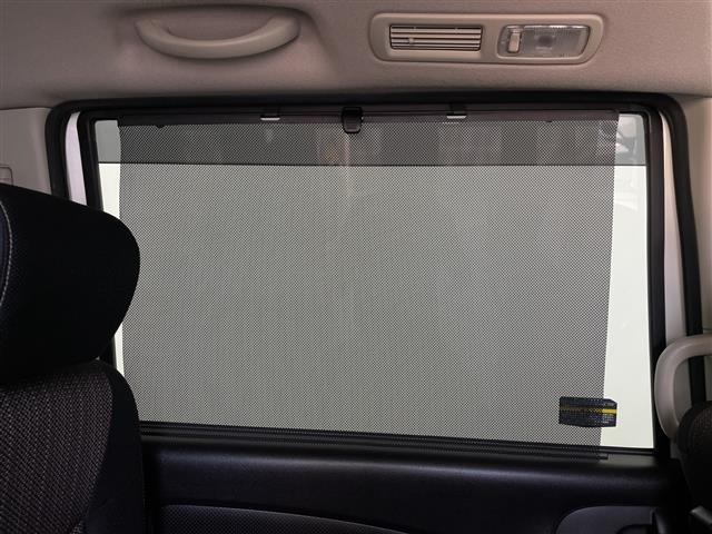 セレナ ハイウェイスター　Ｖセレ＋セーフティ　ＳＨＶ　Ａセフ　純正ナビ　Ｂｌｕｅｔｏｏｔｈ　フルセグＴＶ　クルーズコントロール　バックカメラ　全方位カメラ　ウォークスルー　両側パワースライドドア　純正１６インチアルミホイール　前後コーナーセンサー（22枚目）