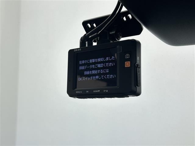 ルーミー カスタムG 純正SDナビフルセグテレビ両側パワースライドドア純正14インチアルミホイールビルトインETCコーナーセンサーバックカメラスペアキー純正フロアマットクルーズコントロール(4枚目)