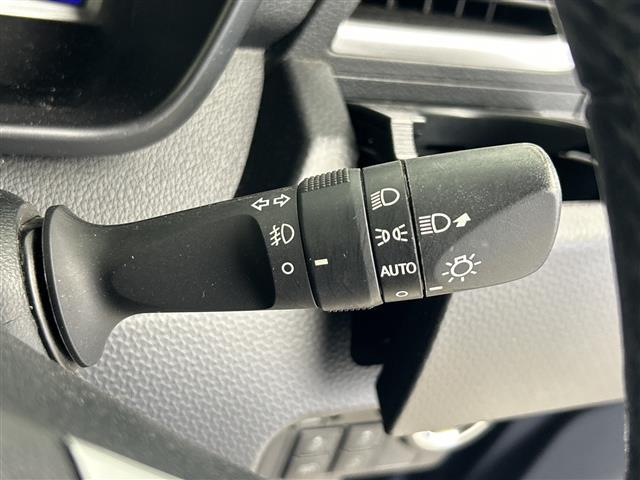 ルーミー カスタムG 純正SDナビフルセグテレビ両側パワースライドドア純正14インチアルミホイールビルトインETCコーナーセンサーバックカメラスペアキー純正フロアマットクルーズコントロール(10枚目)