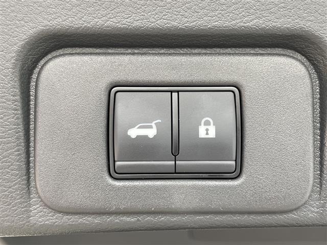 エクストレイル Ｇ　ワンオーナー純正１２．３インチナビＢｌｕｅｔｏｏｔｈ☆フルセグテレビ電動リアゲートプロパイロットブラインドスポットモニターメモリーシートヘッドアップディスプレイ（16枚目）