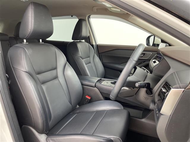 エクストレイル Ｇ　ワンオーナー純正１２．３インチナビＢｌｕｅｔｏｏｔｈ☆フルセグテレビ電動リアゲートプロパイロットブラインドスポットモニターメモリーシートヘッドアップディスプレイ（19枚目）