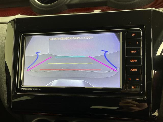 スイフトスポーツ ベースグレード　ワンオーナー　純正ＳＤナビ　フルセグテレビ　スズキセーフティサポート　ＣＤ　ＤＶＤ　Ｂｌｕｅｔｏｏｔｈ　純正１７インチアルミホイール　純正ドライブレコーダー　ｍｏｍｏステアリングカバー（7枚目）