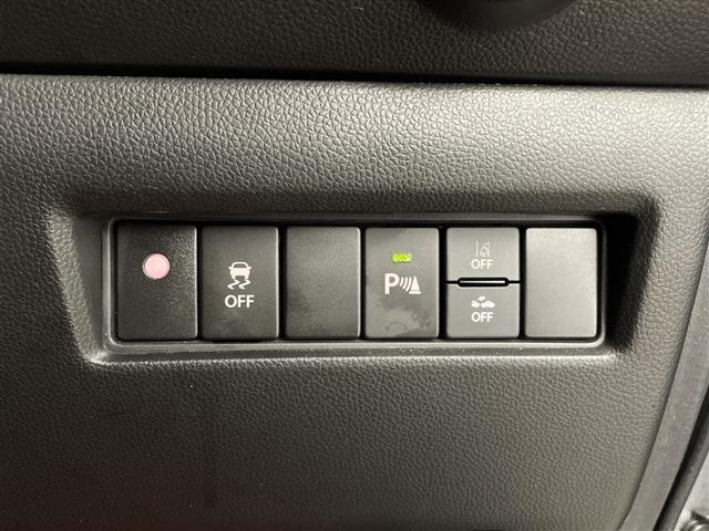 スイフトスポーツ ベースグレード　ワンオーナー　純正ＳＤナビ　フルセグテレビ　スズキセーフティサポート　ＣＤ　ＤＶＤ　Ｂｌｕｅｔｏｏｔｈ　純正１７インチアルミホイール　純正ドライブレコーダー　ｍｏｍｏステアリングカバー（10枚目）