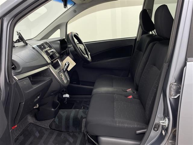 ステラ カスタムＲ　ワンオーナー　社外オーディオ　社外ポータブルナビ　スマートキー　オートライト　ＬＥＤヘッドライト　アイドリングストップ　純正ＡＷ１４インチ　保証書　取扱説明書（19枚目）