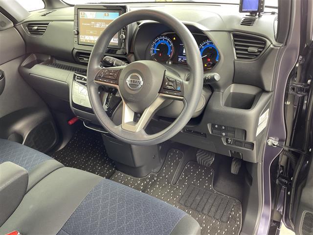 ◆商談ルームには「キッズスペース」を完備しています。ＤＶＤ、ブロック、絵本、おままごとセット。お子様連れでも、ゆっくりとお車をお選びいただけます！