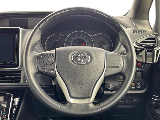 ノア Ｓｉ　ダブルバイビーＩＩＩ　ディーラーナビ　フリップダウンモニター　バックカメラ　ドライブレコーダー　ハーフレザー　両側パワースライドドア　オートホールド　レーンキープアシスト　クルーズコントロール　バイザー　オートハイビーム（7枚目）