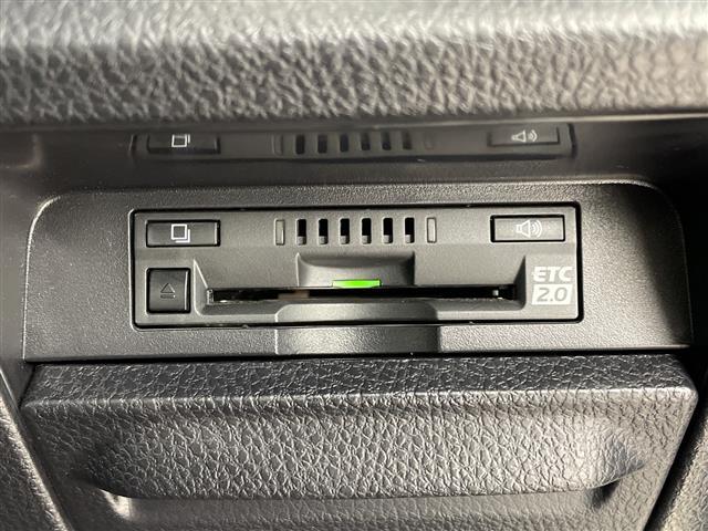 ノア Ｓｉ　ダブルバイビーＩＩＩ　ディーラーナビ　フリップダウンモニター　バックカメラ　ドライブレコーダー　ハーフレザー　両側パワースライドドア　オートホールド　レーンキープアシスト　クルーズコントロール　バイザー　オートハイビーム（18枚目）