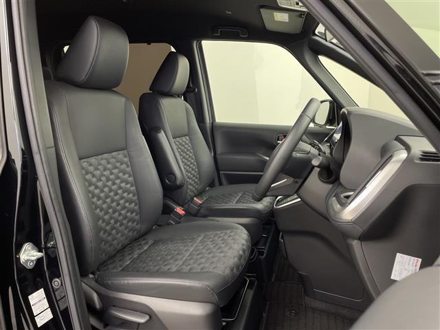 ヴォクシー Ｓ－Ｚ　１０．５型ナビ　１４型有機ＥＬ後席ディスプレイ　バックカメラ　ＥＴＣ２．０　トヨタセーフティセンス　クリアランスソナー　両側パワースライドドア　純正１７インチＡＷ　ＬＥＤヘッドライト　オートライト（23枚目）