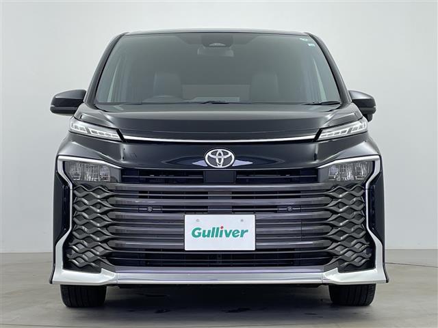 ヴォクシー Ｓ－Ｚ　１０．５型ナビ　１４型有機ＥＬ後席ディスプレイ　バックカメラ　ＥＴＣ２．０　トヨタセーフティセンス　クリアランスソナー　両側パワースライドドア　純正１７インチＡＷ　ＬＥＤヘッドライト　オートライト（29枚目）