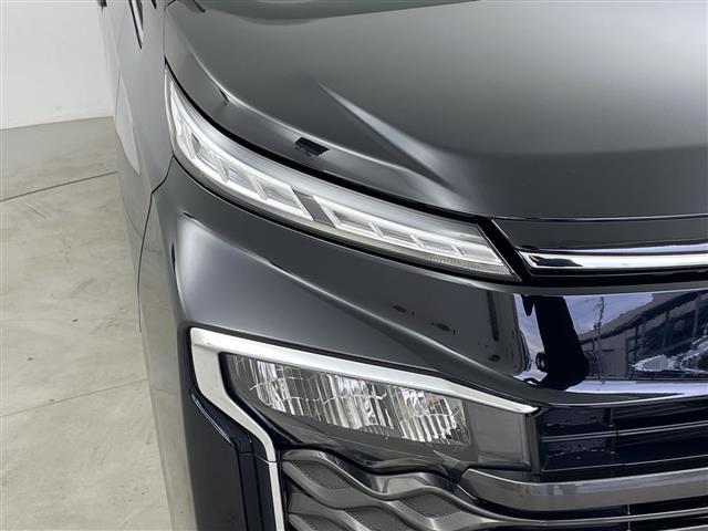 ヴォクシー Ｓ－Ｚ　１０．５型ナビ　１４型有機ＥＬ後席ディスプレイ　バックカメラ　ＥＴＣ２．０　トヨタセーフティセンス　クリアランスソナー　両側パワースライドドア　純正１７インチＡＷ　ＬＥＤヘッドライト　オートライト（35枚目）