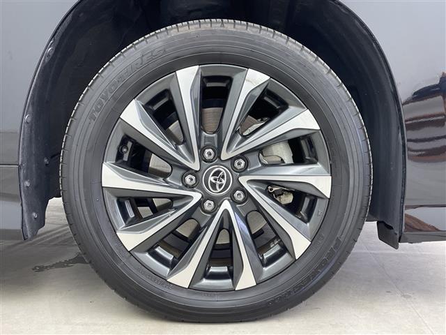 ヴォクシー Ｓ－Ｚ　１０．５型ナビ　１４型有機ＥＬ後席ディスプレイ　バックカメラ　ＥＴＣ２．０　トヨタセーフティセンス　クリアランスソナー　両側パワースライドドア　純正１７インチＡＷ　ＬＥＤヘッドライト　オートライト（40枚目）