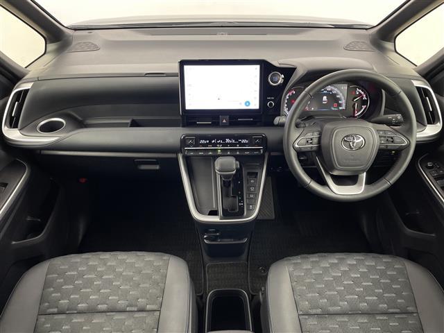 ヴォクシー Ｓ－Ｚ　１０．５型ナビ　１４型有機ＥＬ後席ディスプレイ　バックカメラ　ＥＴＣ２．０　トヨタセーフティセンス　クリアランスソナー　両側パワースライドドア　純正１７インチＡＷ　ＬＥＤヘッドライト　オートライト（42枚目）