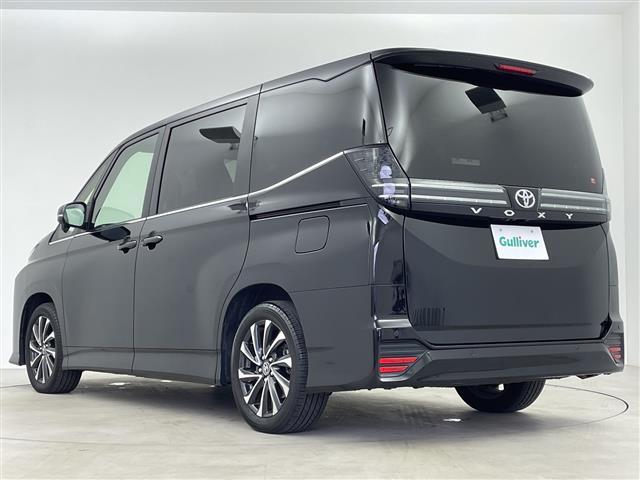 ヴォクシー Ｓ－Ｚ　１０．５型ナビ　１４型有機ＥＬ後席ディスプレイ　バックカメラ　ＥＴＣ２．０　トヨタセーフティセンス　クリアランスソナー　両側パワースライドドア　純正１７インチＡＷ　ＬＥＤヘッドライト　オートライト（43枚目）