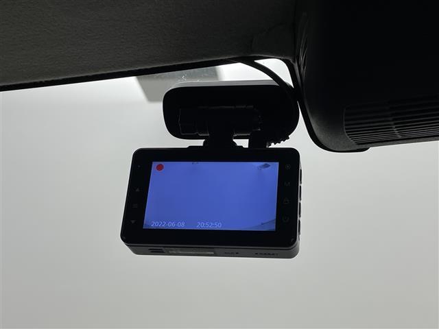 ワゴンＲスマイル ハイブリッドＸ　ワンオーナー　禁煙車　純正ナビ　Ｂｌｕｅｔｏｏｔｈ　フルセグ　ＡｐｐｌｅＣａｒＰｌａｙ　ＣＤ　ＤＶＤ　両側パワースライドドア　追従型クルーズコントロール　全方位カメラ　セーフティープラスパッケージ（3枚目）