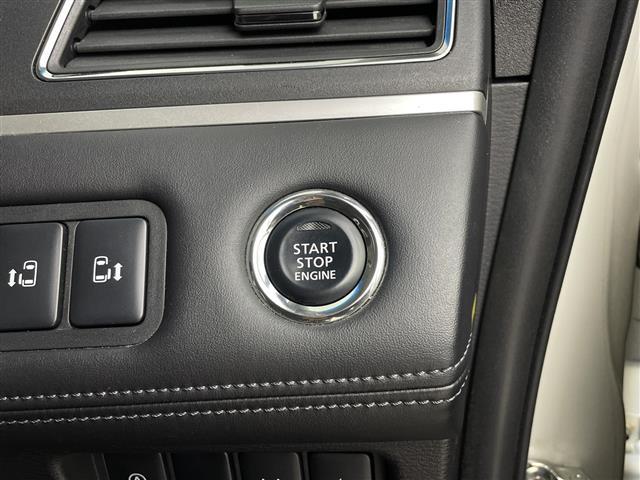 デリカＤ：５ アーバンギア　Ｇ　パワーパッケージ　純正１０型ナビ　マルチアラウンドモニター　フリップダウンモニター　フルセグテレビ　両側パワースライドドア　電動リアゲート　電動サイドステップ　ドライブレコーダー　ＥＴＣ　革巻きステアリング　ステリモ（13枚目）