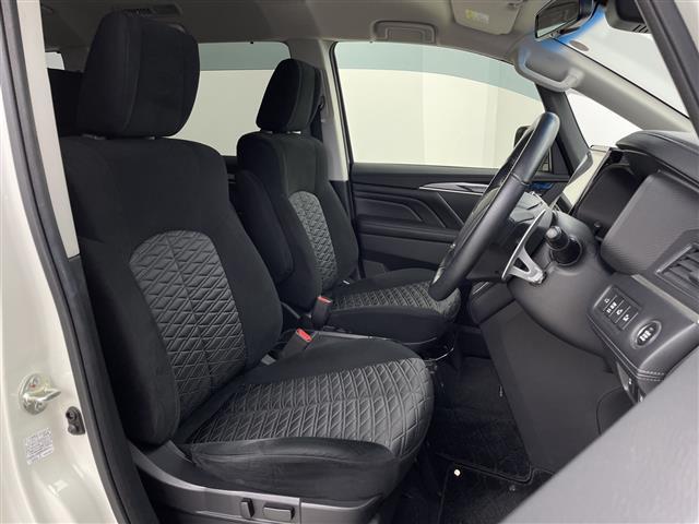 デリカＤ：５ アーバンギア　Ｇ　パワーパッケージ　純正１０型ナビ　マルチアラウンドモニター　フリップダウンモニター　フルセグテレビ　両側パワースライドドア　電動リアゲート　電動サイドステップ　ドライブレコーダー　ＥＴＣ　革巻きステアリング　ステリモ（23枚目）