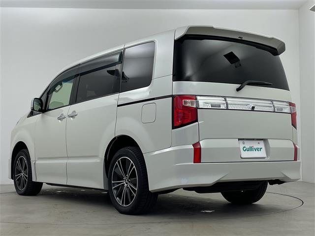 デリカＤ：５ アーバンギア　Ｇ　パワーパッケージ　純正１０型ナビ　マルチアラウンドモニター　フリップダウンモニター　フルセグテレビ　両側パワースライドドア　電動リアゲート　電動サイドステップ　ドライブレコーダー　ＥＴＣ　革巻きステアリング　ステリモ（43枚目）