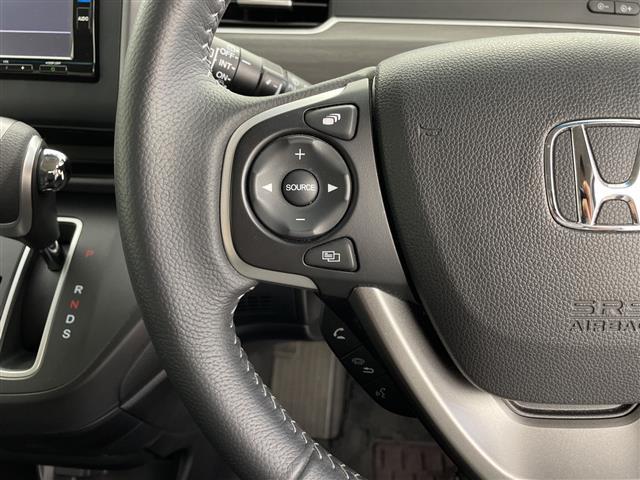 フリード＋ Ｇ・ホンダセンシング　純正ナビ　バックカメラ　ＥＴＣ　ドライブレコーダー　ホンダセンシング　ステアリングスイッチ　両側パワースライドドア　追従クルーズコントロール　ＬＥＤヘッドライト　レーンキープアシスト　純正フロアマット（6枚目）