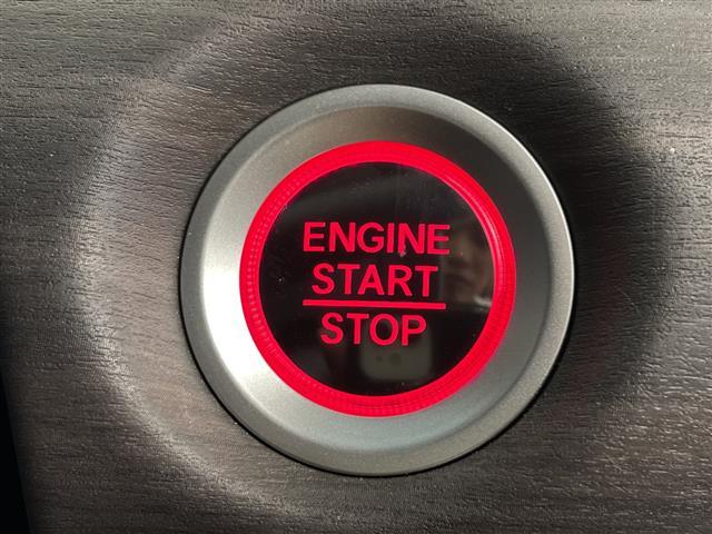 フリード＋ Ｇ・ホンダセンシング　純正ナビ　バックカメラ　ＥＴＣ　ドライブレコーダー　ホンダセンシング　ステアリングスイッチ　両側パワースライドドア　追従クルーズコントロール　ＬＥＤヘッドライト　レーンキープアシスト　純正フロアマット（18枚目）